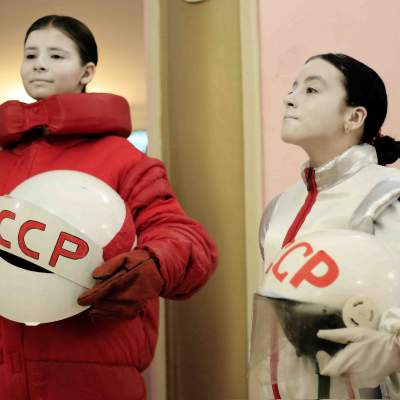 космонавты
